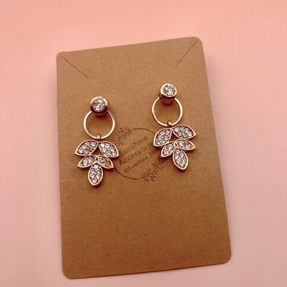 Sunshine Accessories Jewelry - 7/$30 Gold  EARRINGS